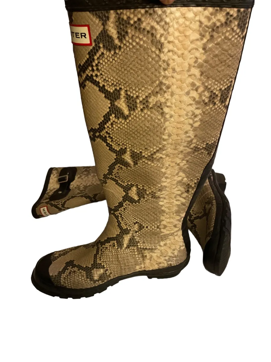 Hunter carnaby snake python print rain boots rare pattern tall rubber us mf