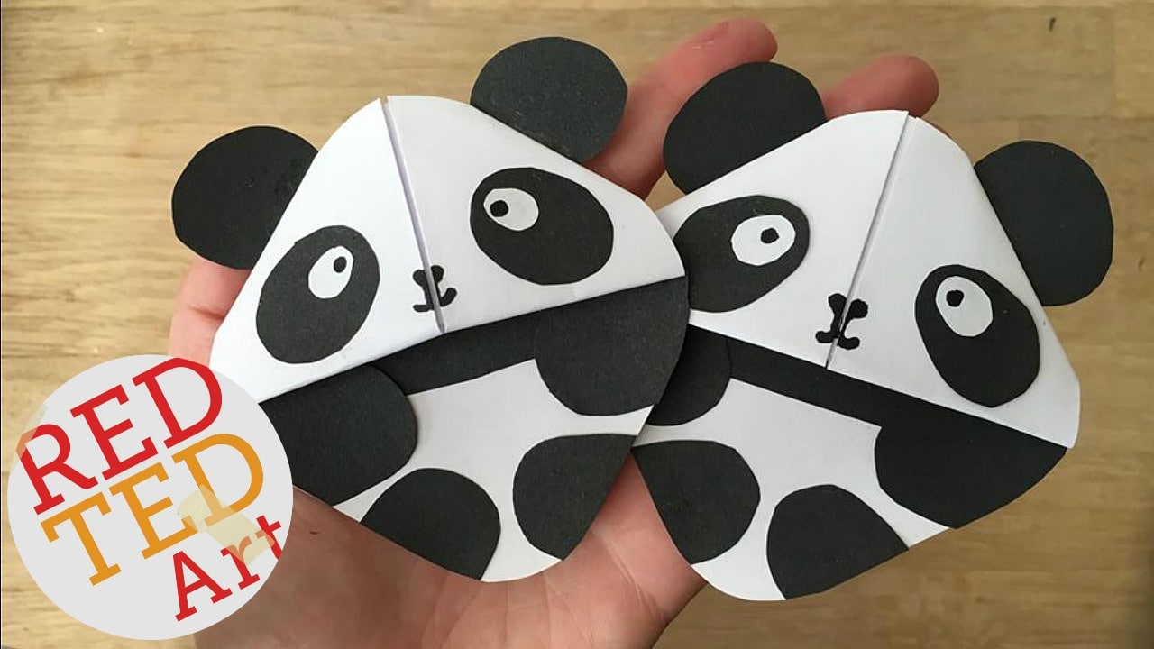 Panda bear bookmark corner