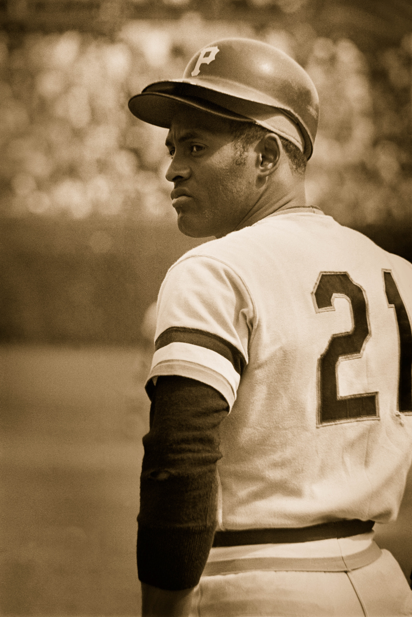 Roberto Clemente wallpaper by Brian Hostetler on Dribbble