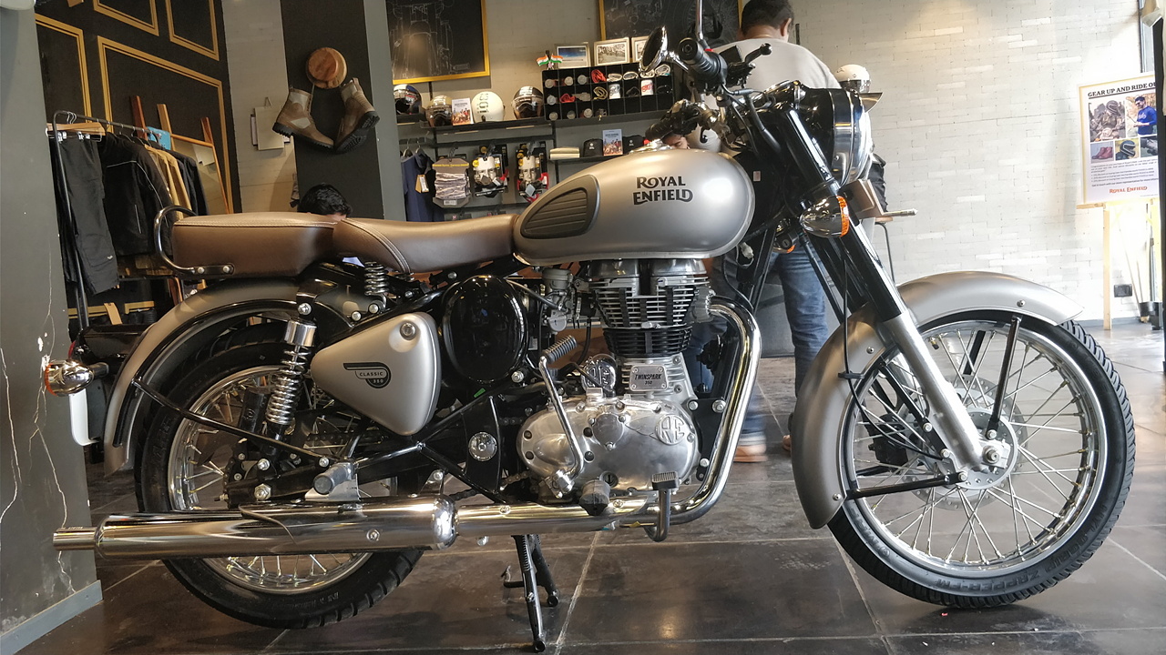 Royal enfield classic gunmetal grey photo gallery