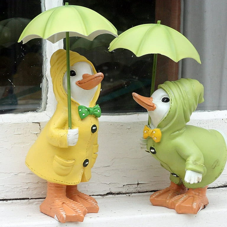 Travelwant duck statue duck figurine resin umbrella raincoat duck ornament collectible figurine for home house office table decor