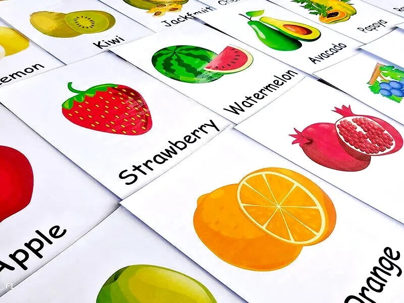 Printable illustrated fruits flash cards