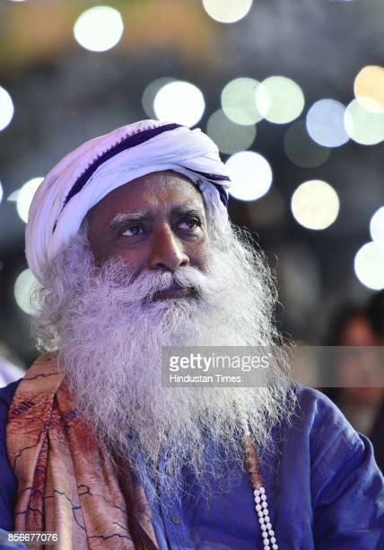 Sadhguru JV on LinkedIn: #sadhguruquotes | 10 comments