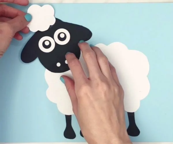 Easy pom pom sheep craft free template