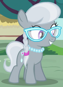 Silver spoon my little pony friendship is magic wiki