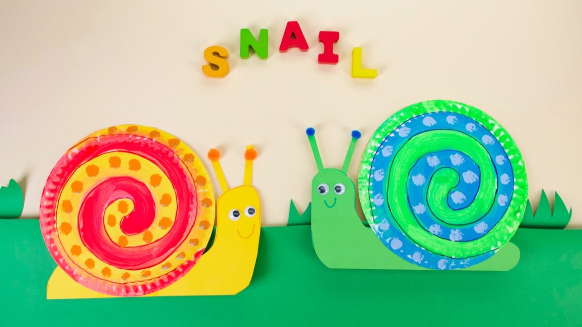 Paper plate snail craft