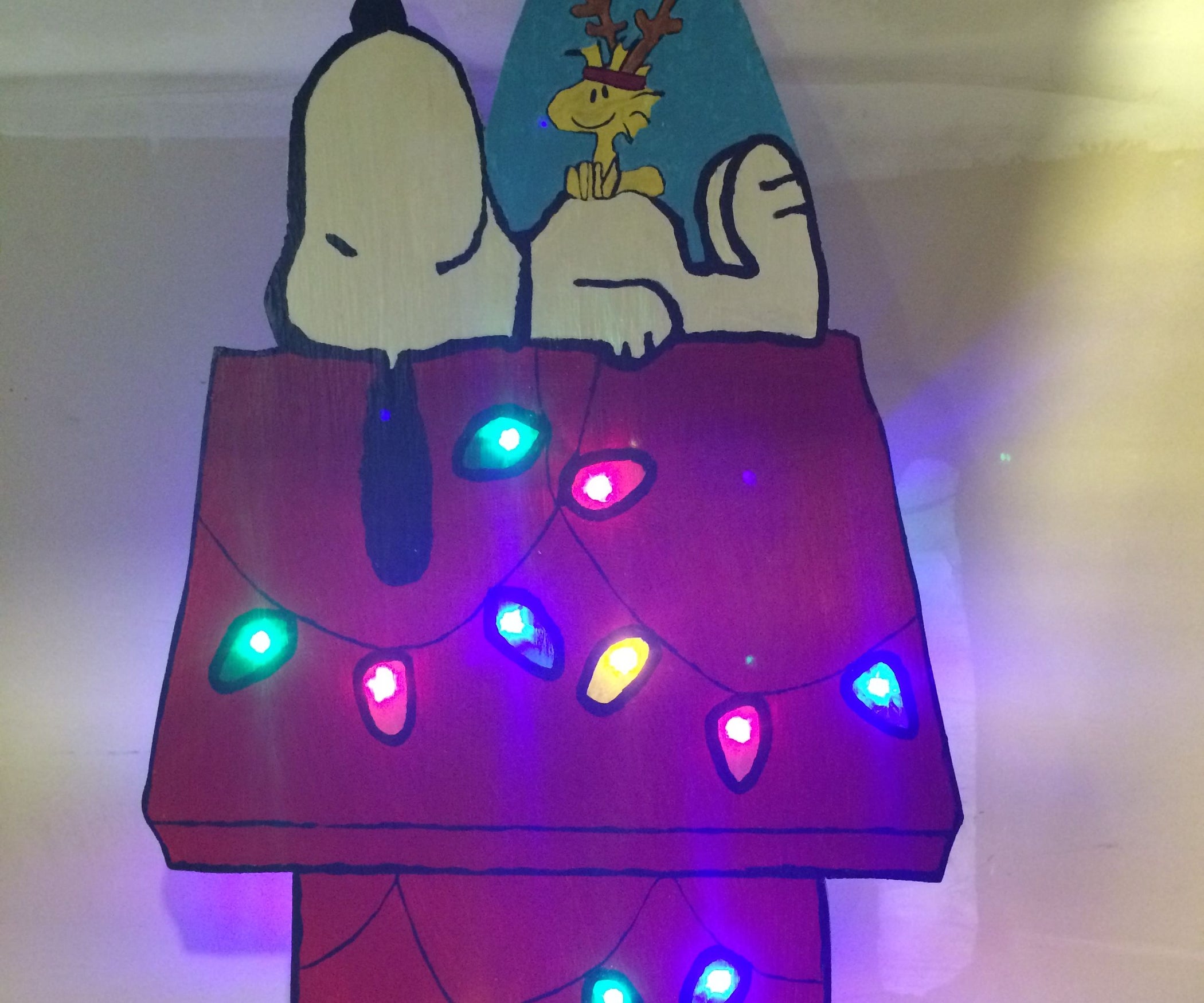 Led light up snoopy dog house decoration steps