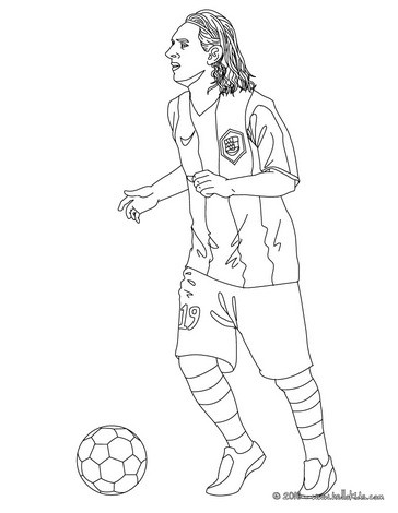 Lionel messi playing soccer coloring pages