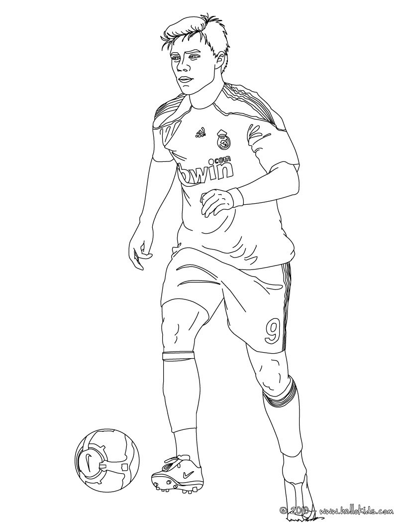 Xabi playing soccer coloring pages