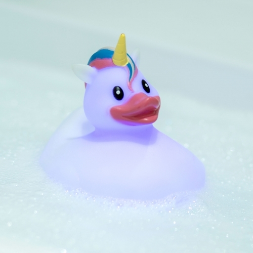 Light up unicorn bath duck at mighty ape stralia