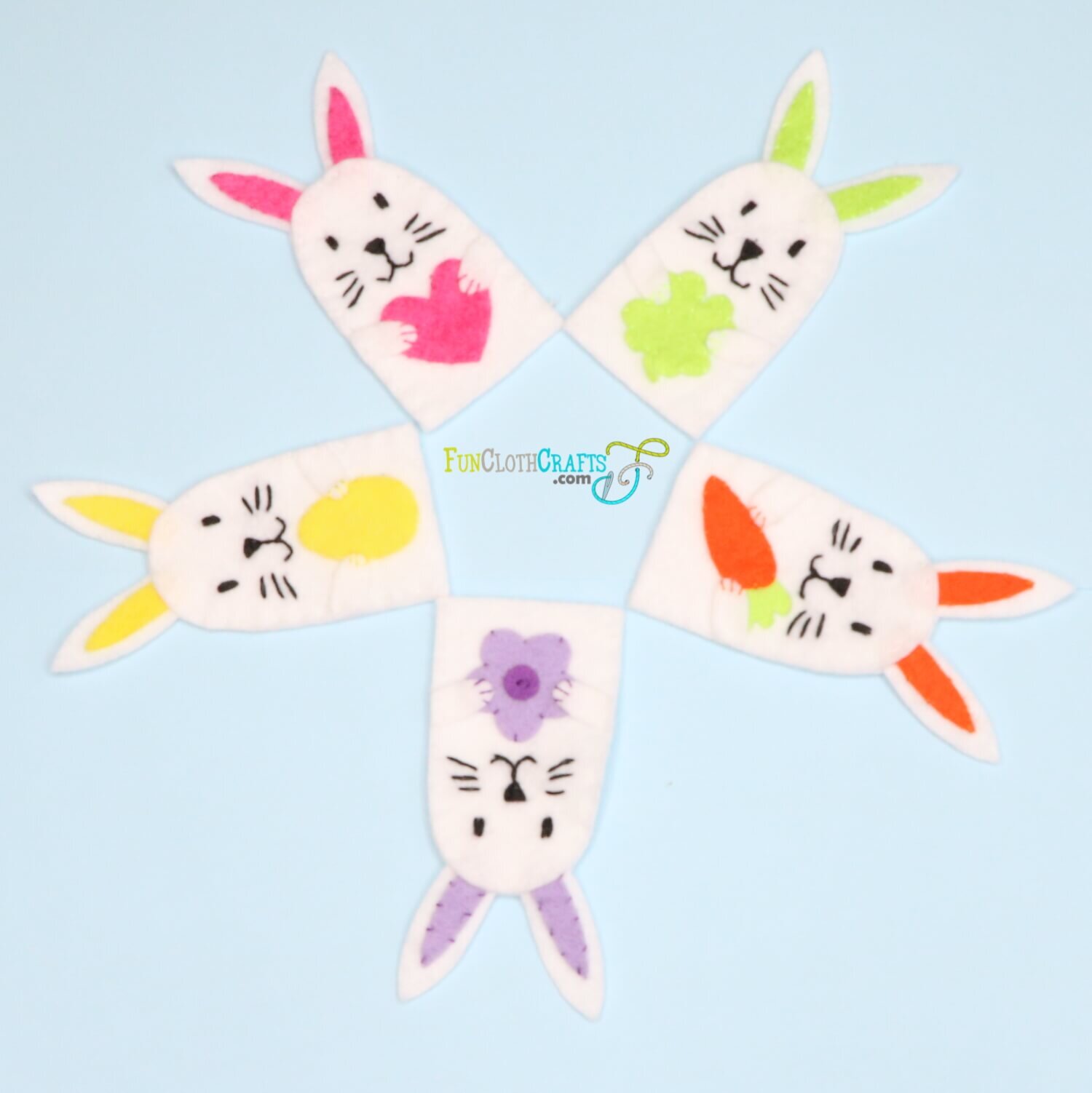 Lovely easter bunny finger puppets free pattern fun cloth crafts