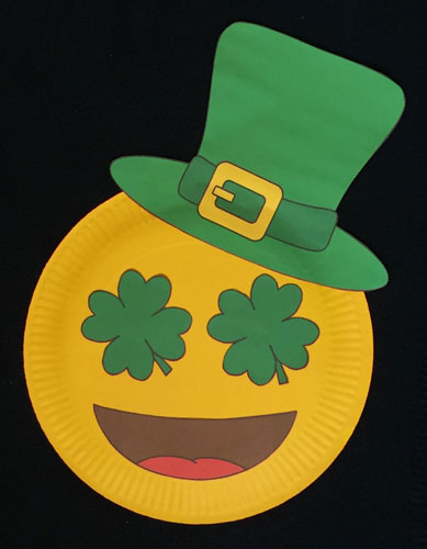 Shamrock emoij paper plate craft