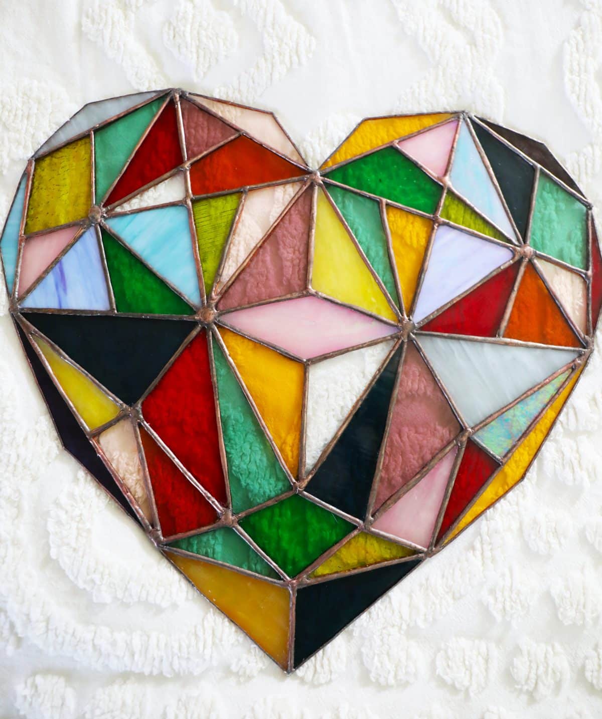 Stained glass heart pattern free