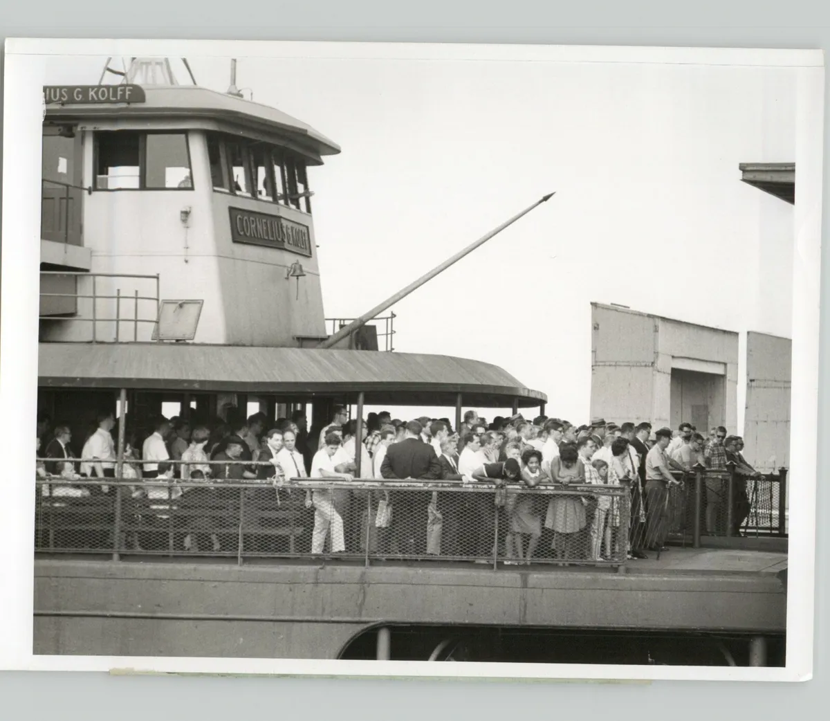 Staten island ferry cornelius g kolff w passengers nyc boats press photo