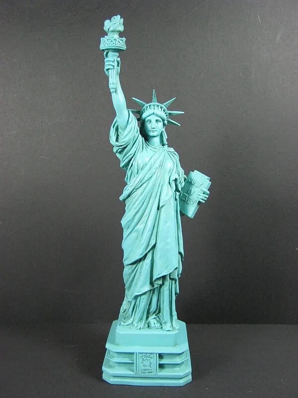 New york statue of liberty in veronese collection original color