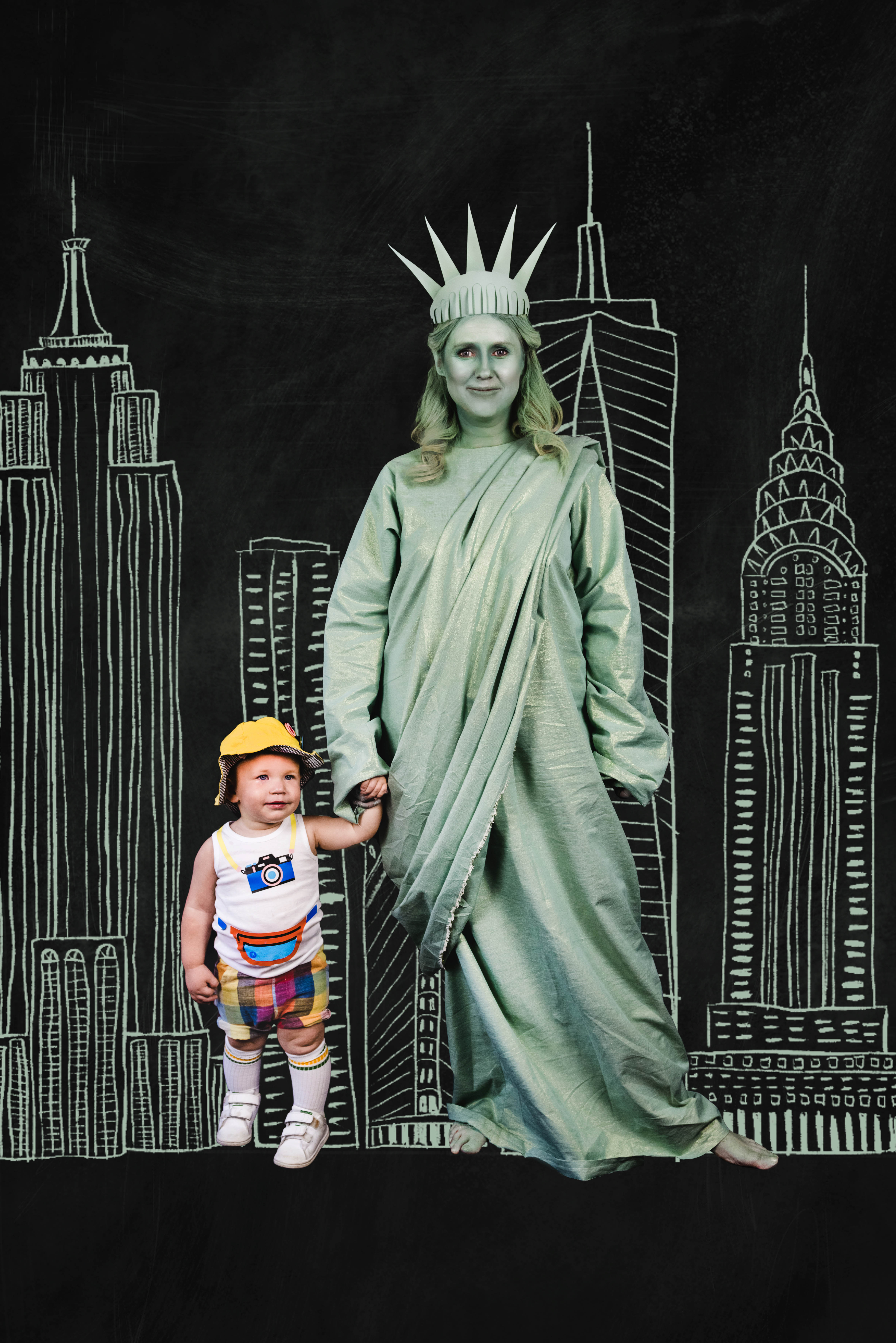 Statue of liberty and her nyc tourist halloween mommy and me costume