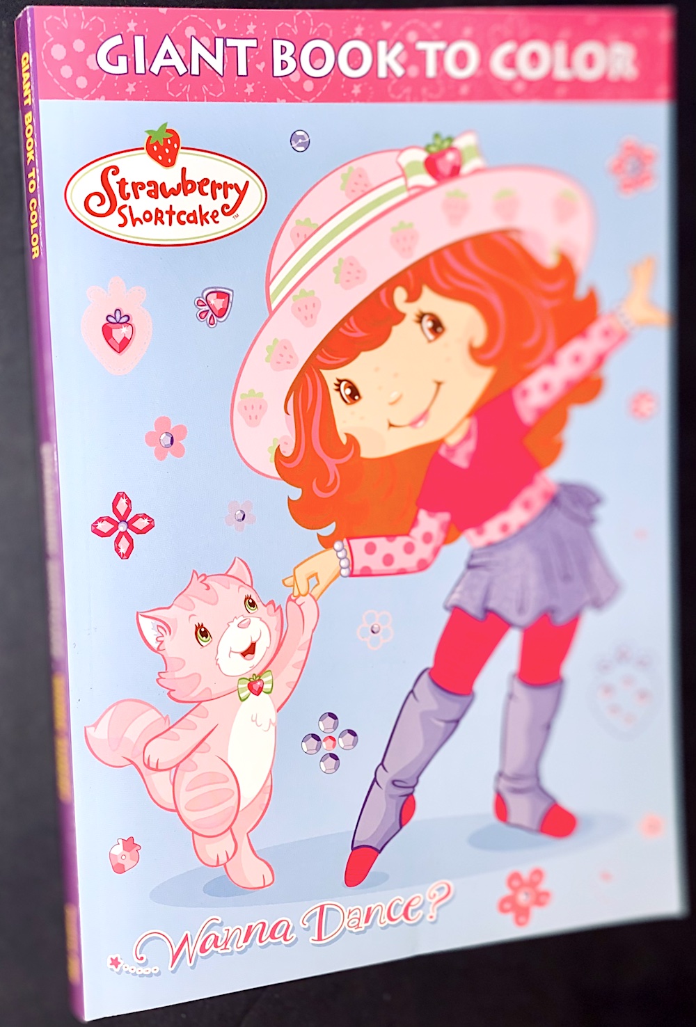 Strawberry shortcake coloring book wanna dance