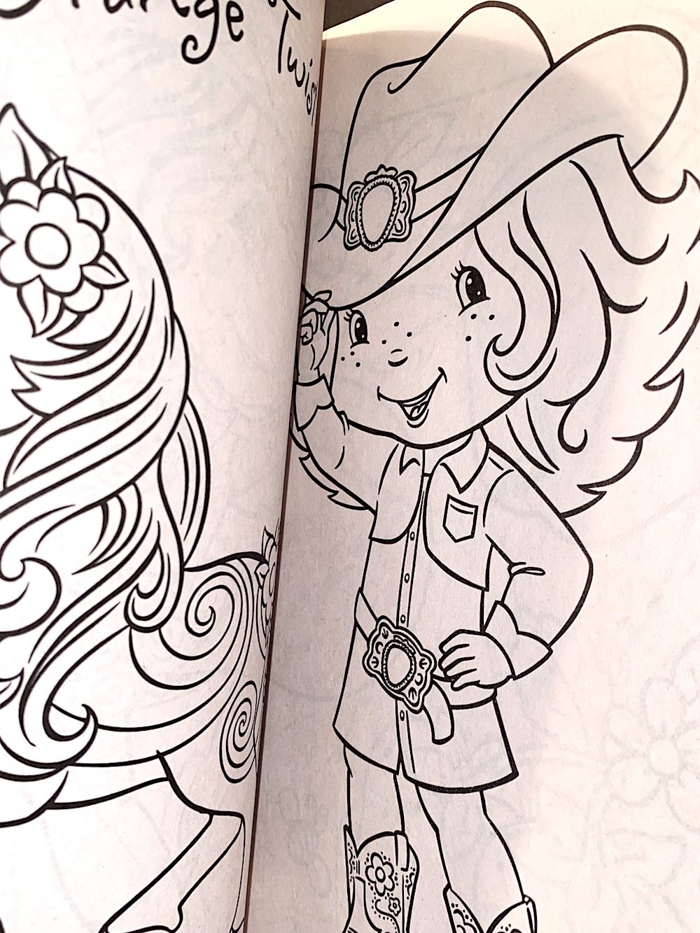 Strawberry shortcake coloring book wanna dance