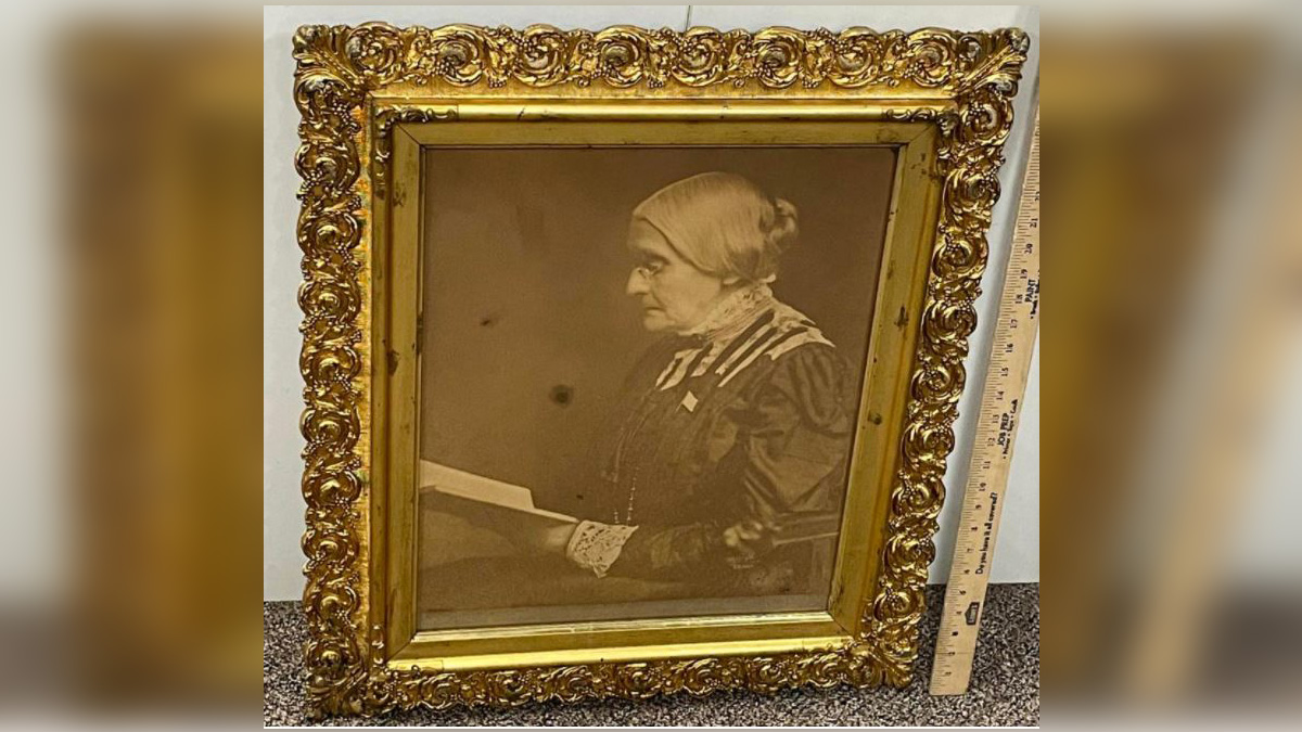 Rare photo of susan b anthony up for auction after spending decades in a forgotten photo studio