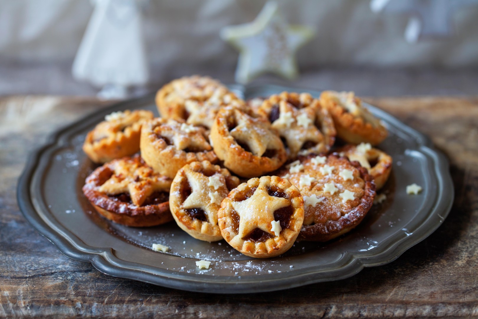 Mary berrys fruit mince pies recipe â how to make the festive treats according to the bake off queen the us sun