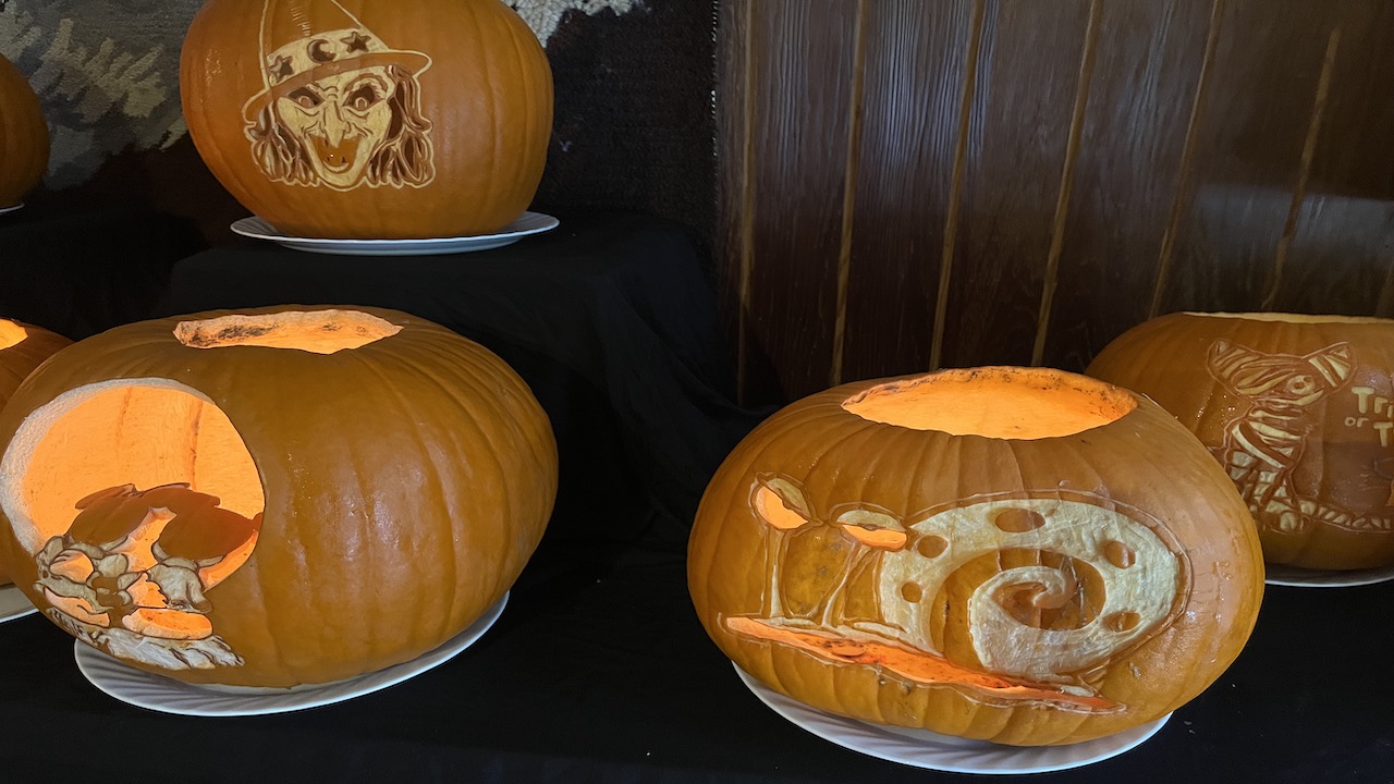 Pumpkin carvings at this michigan restaurant will blow your mind