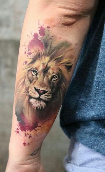 Realistas tatuaj de leon a color con mas de detall tatuaj de leãn tatuaje de leãn acuarela tatuaj de leo