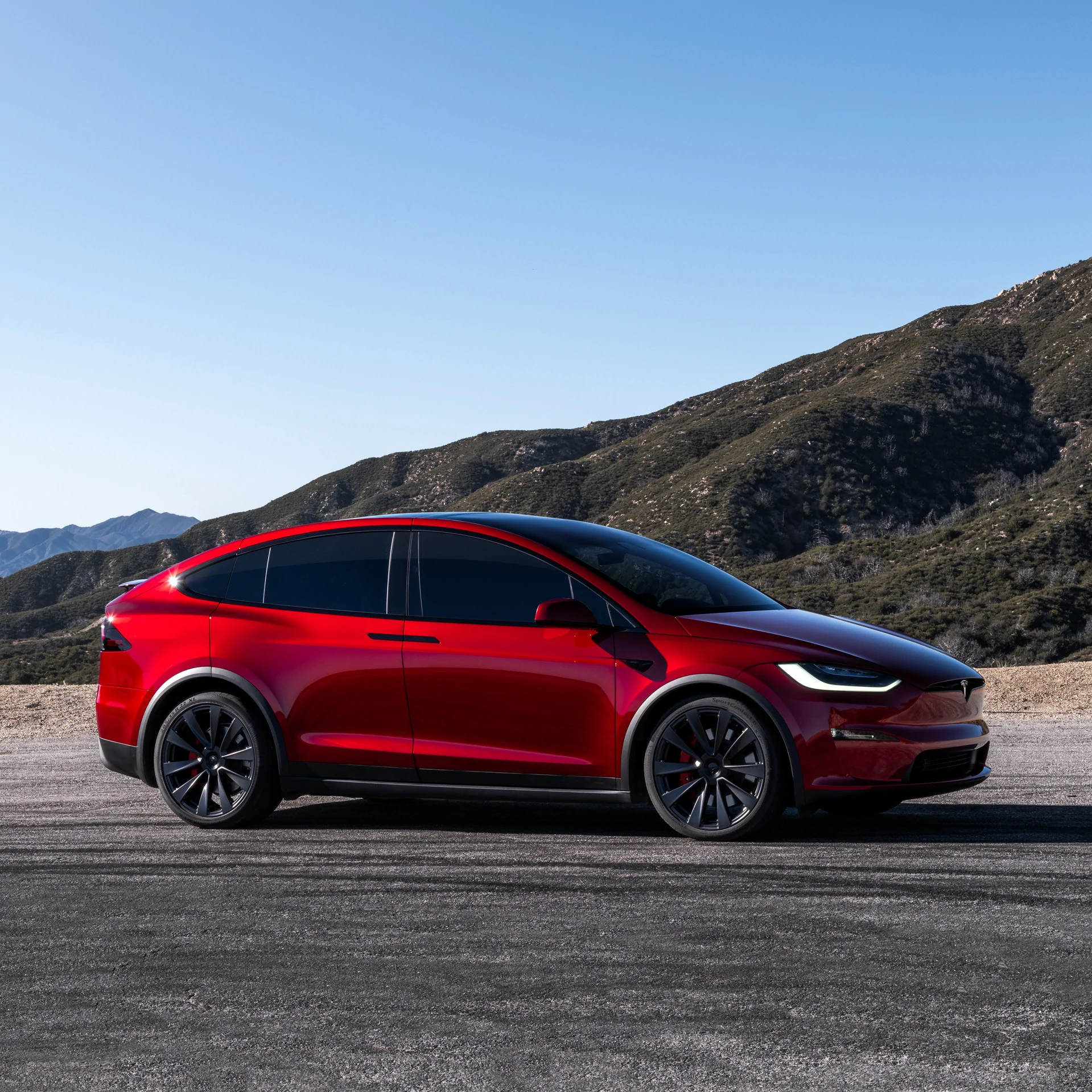 Tesla increased model x plaid price by