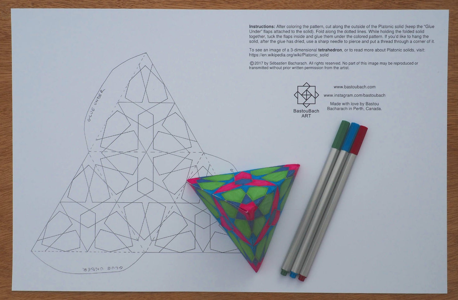 Colouring folding sheets â art