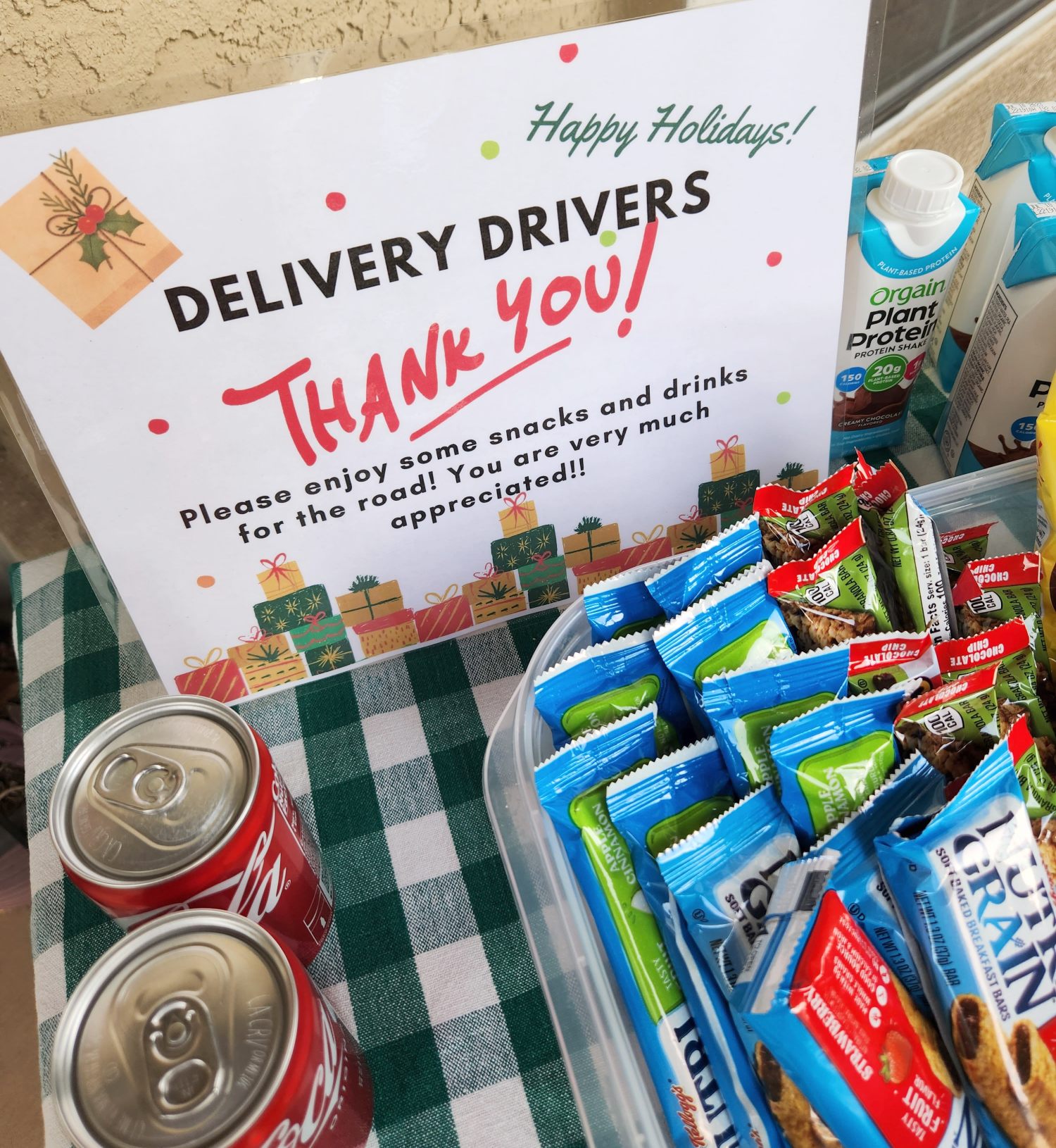 Free printable delivery driver snack sign versions