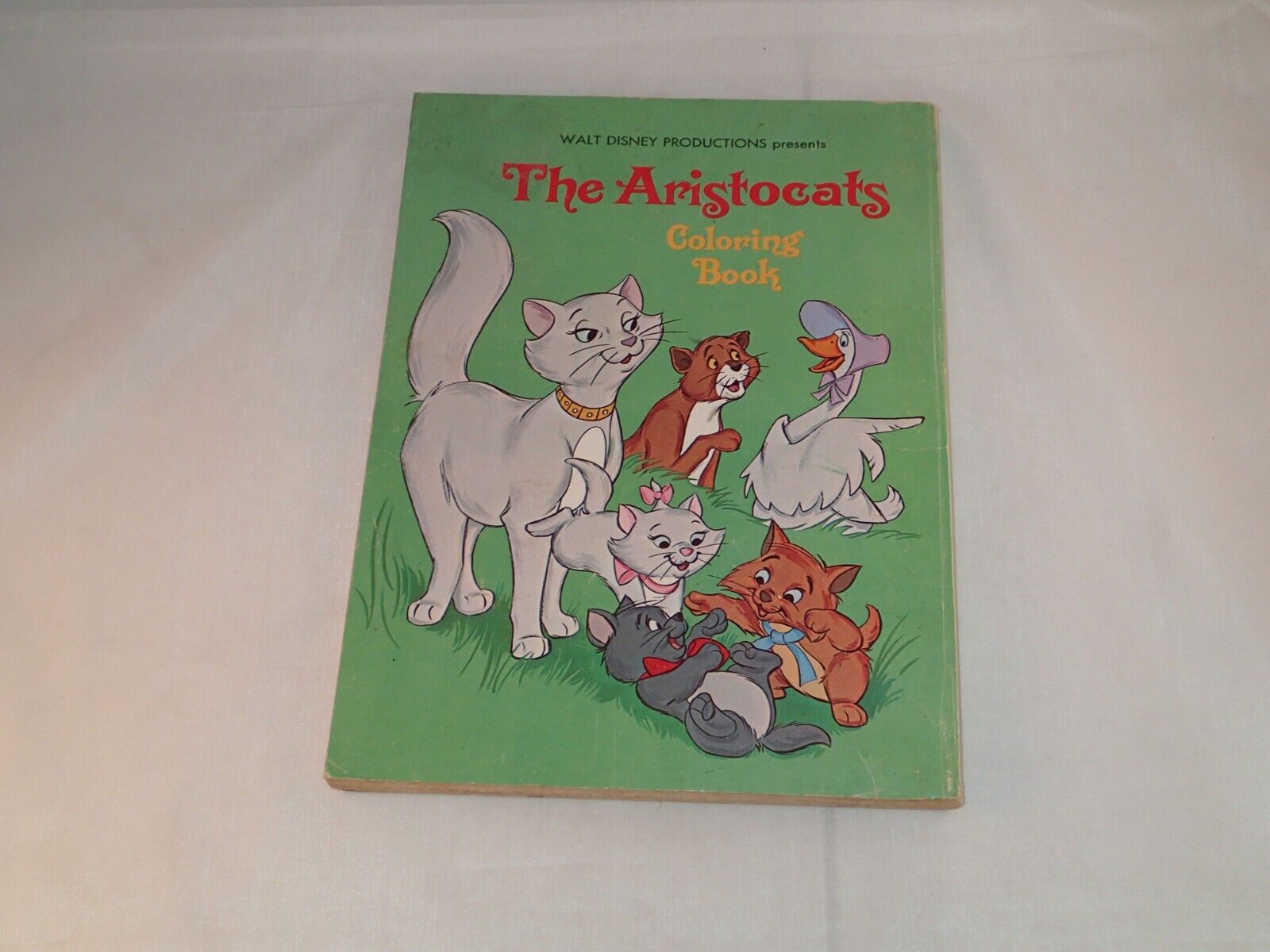 Walt disneys the aristocats coloring book whitman