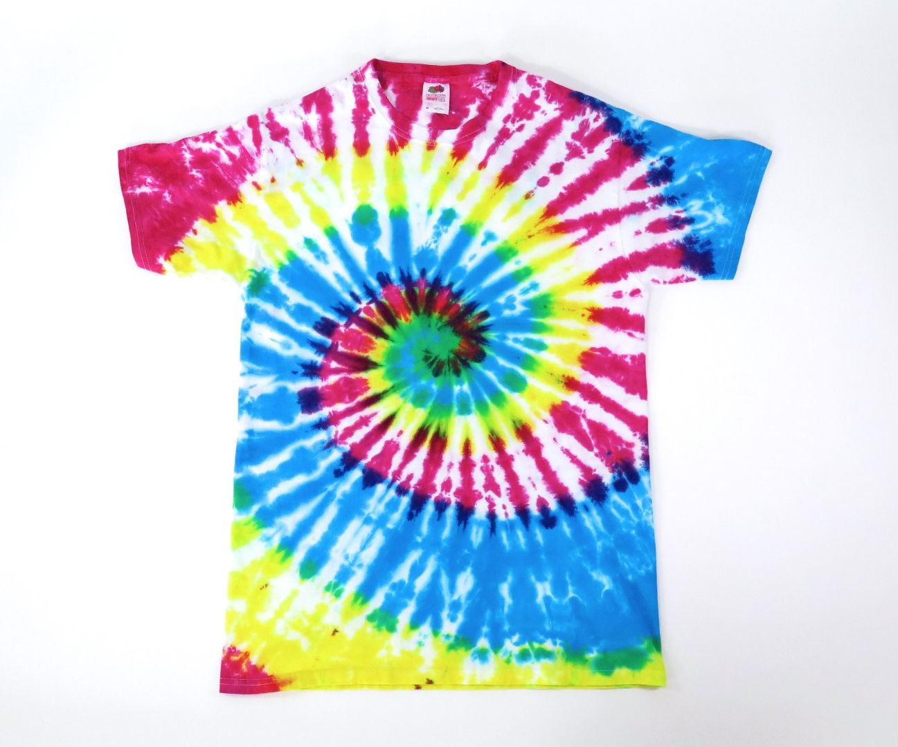 How to tie dye an old white shirt steps with pictures