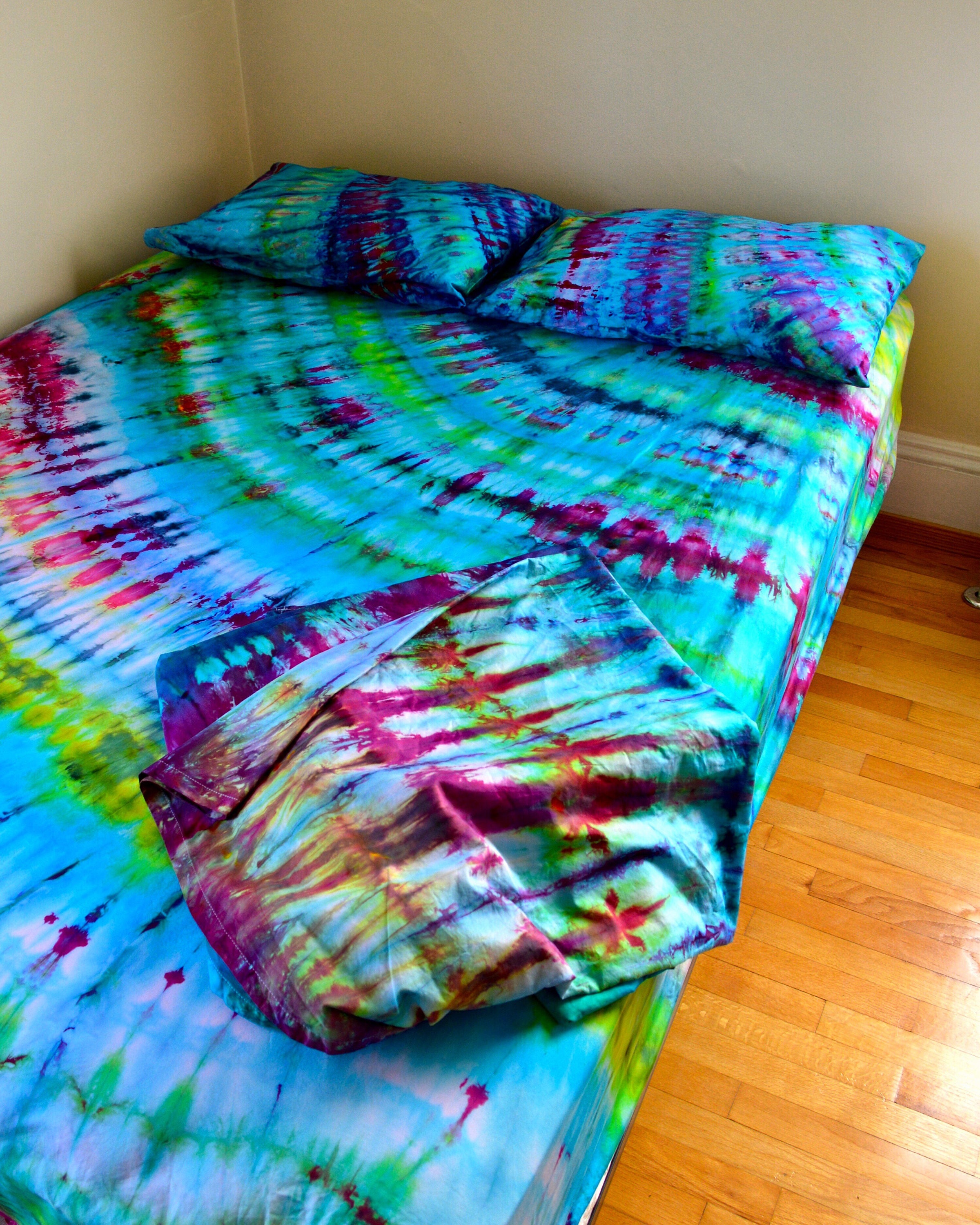 Mermaid party tie dye queen sized sheet set