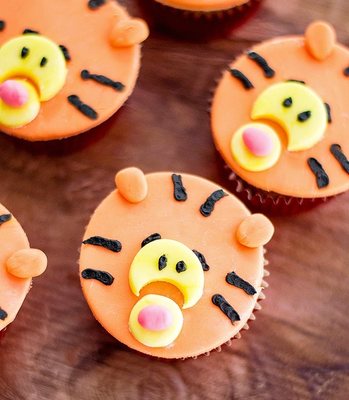 Tigger cupcakes