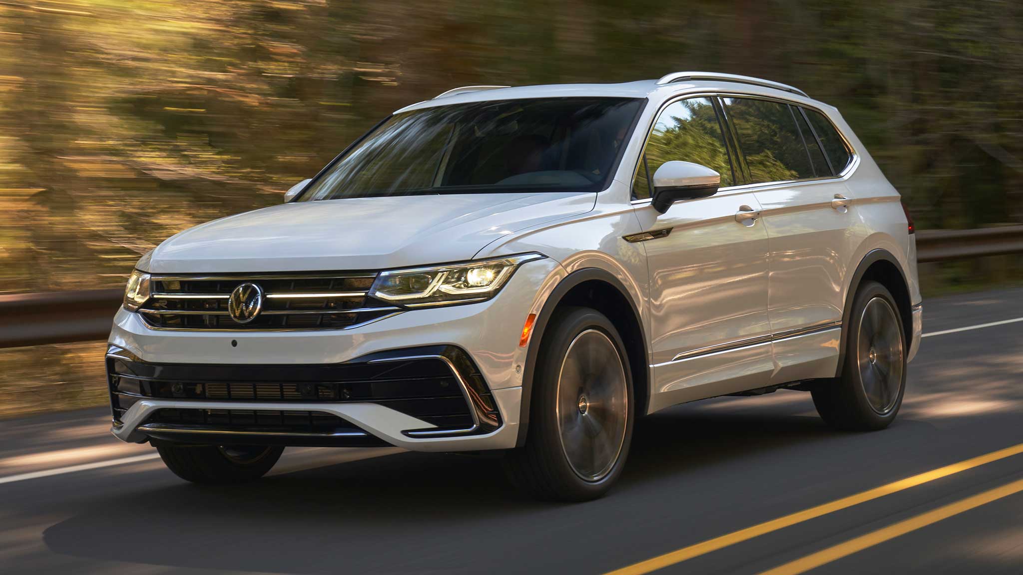 Volkswagen tiguan debuts with sleeker styling