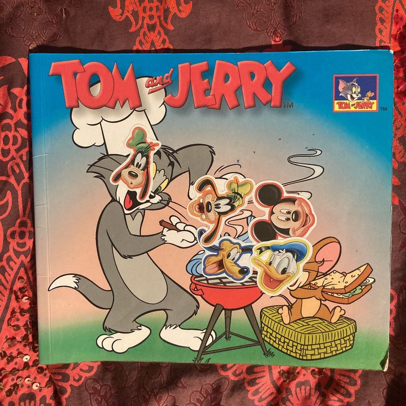 Tom and jerry coloring book by turner entertainment co paperback