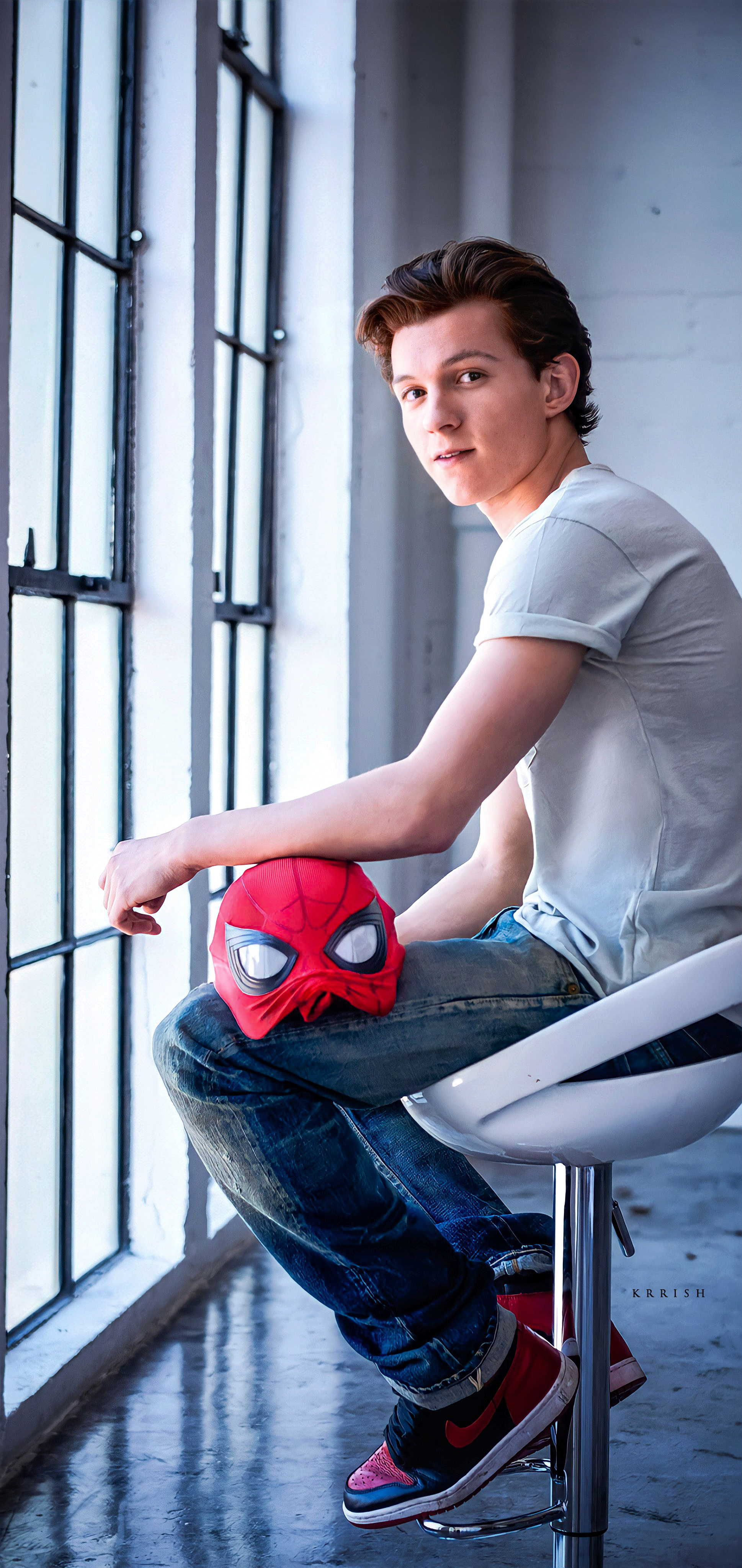 Kêêéªsê ã on tom holland spiderman wallpaper httpstcovuqocbfd