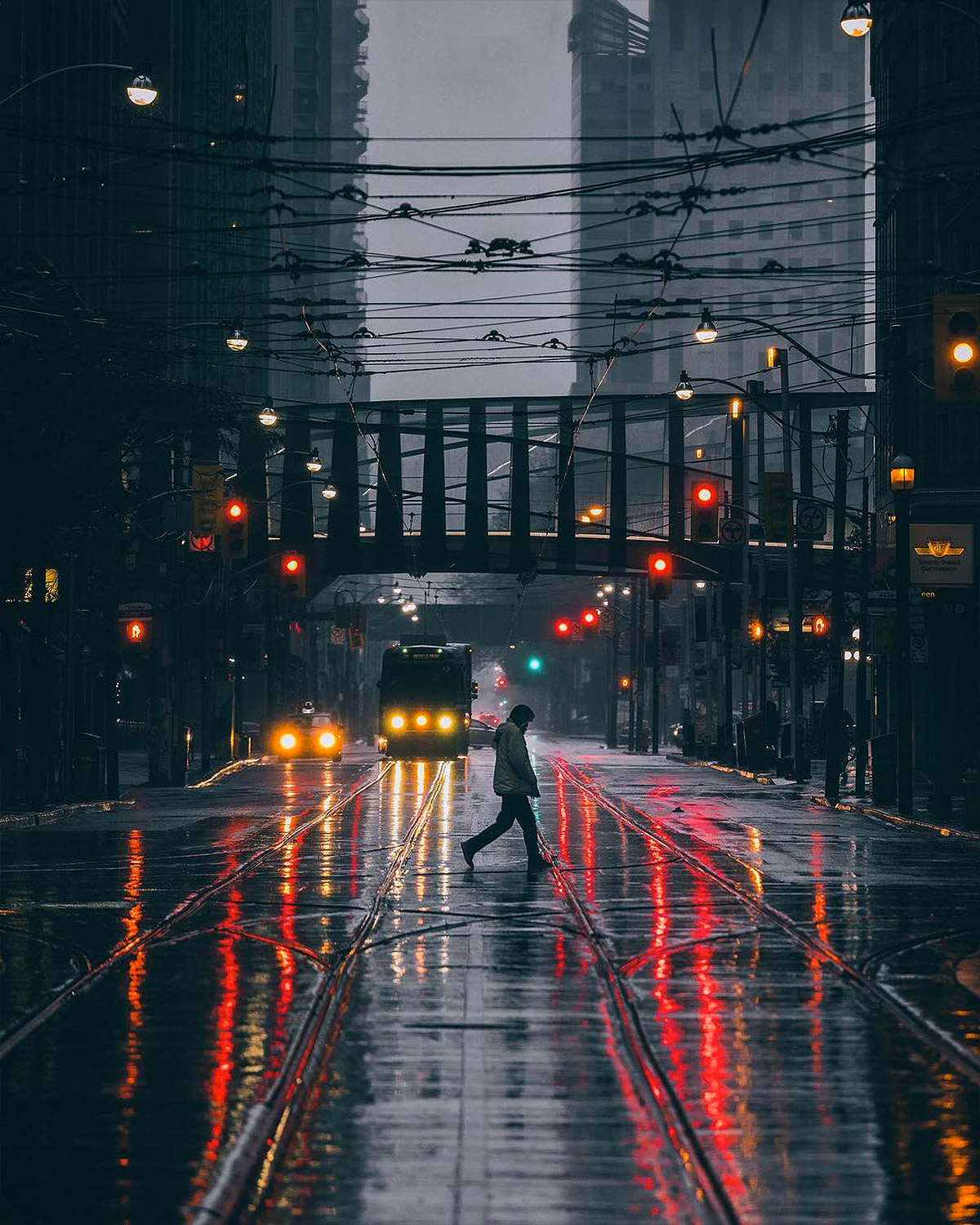 Toronto at night photos by bora daily design inspiration for creatives inspiration grid