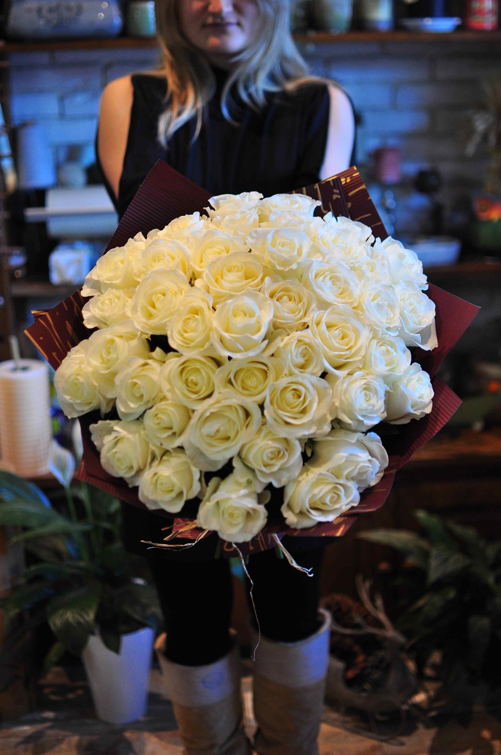 Buy roses bouquet online bouquets of flowers in chisinau moldova