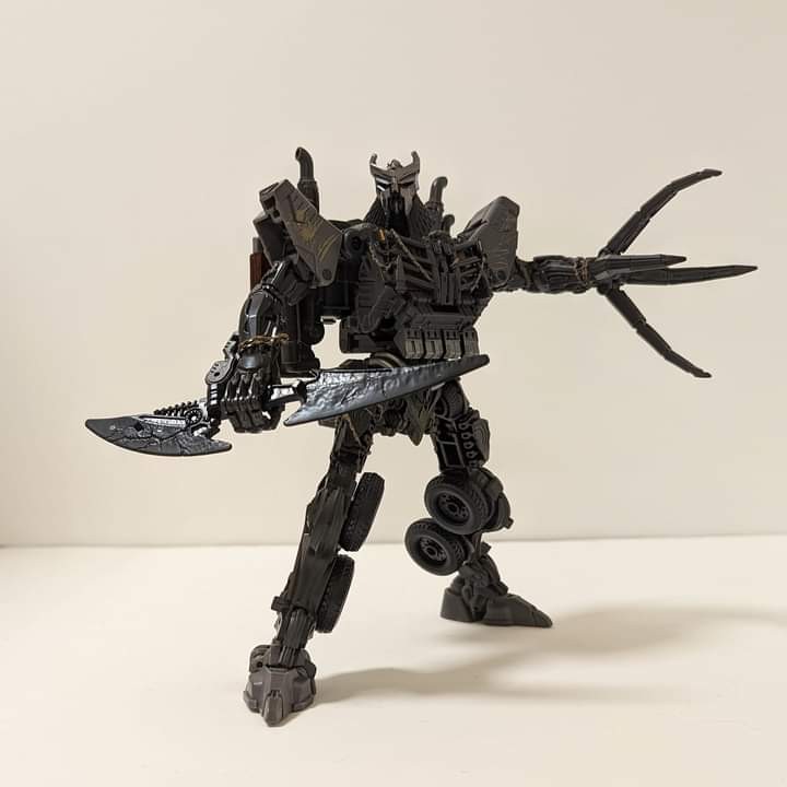 Studio series leader rise of the beasts scourge figure leaked