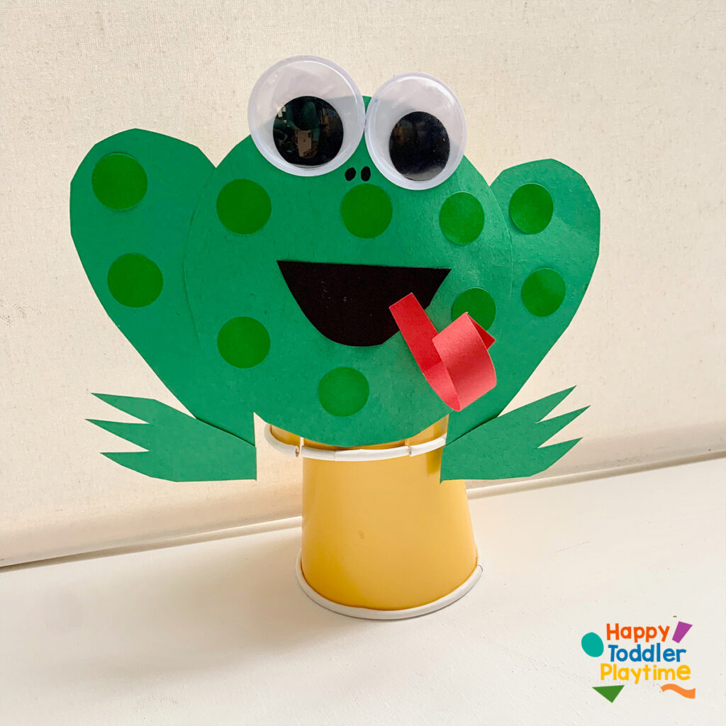 Jumping frog craft for kids