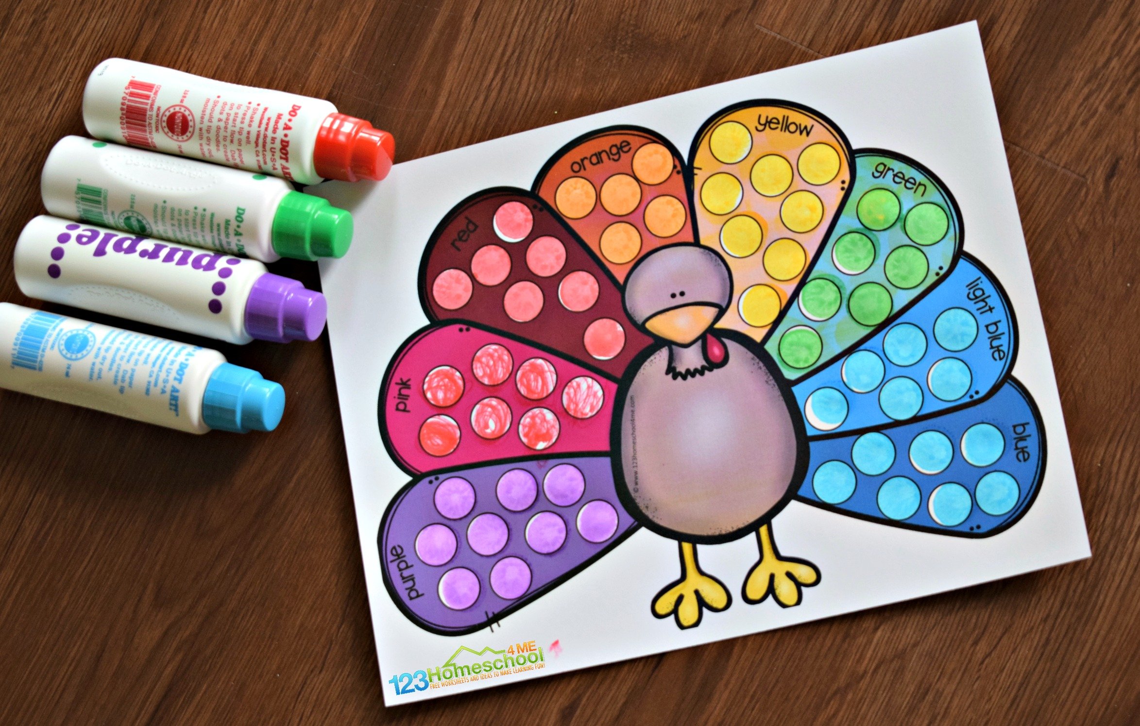 Turkey colour matching game with do a dot markers