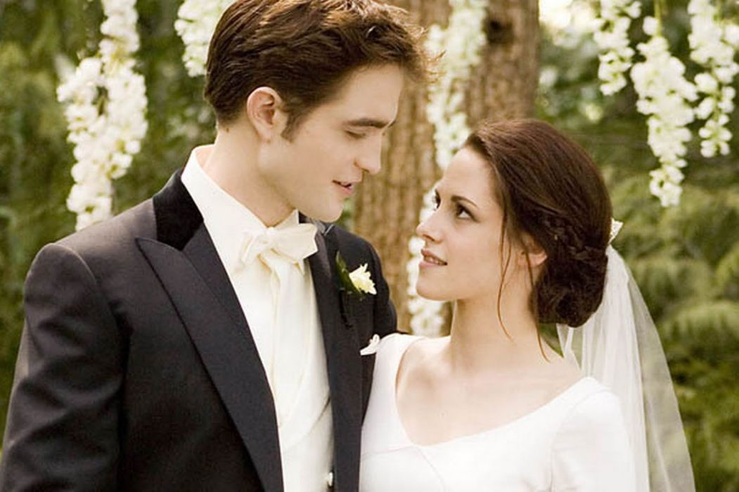 Twilight saga drama fantasy romance movie film vampire wallpaper x