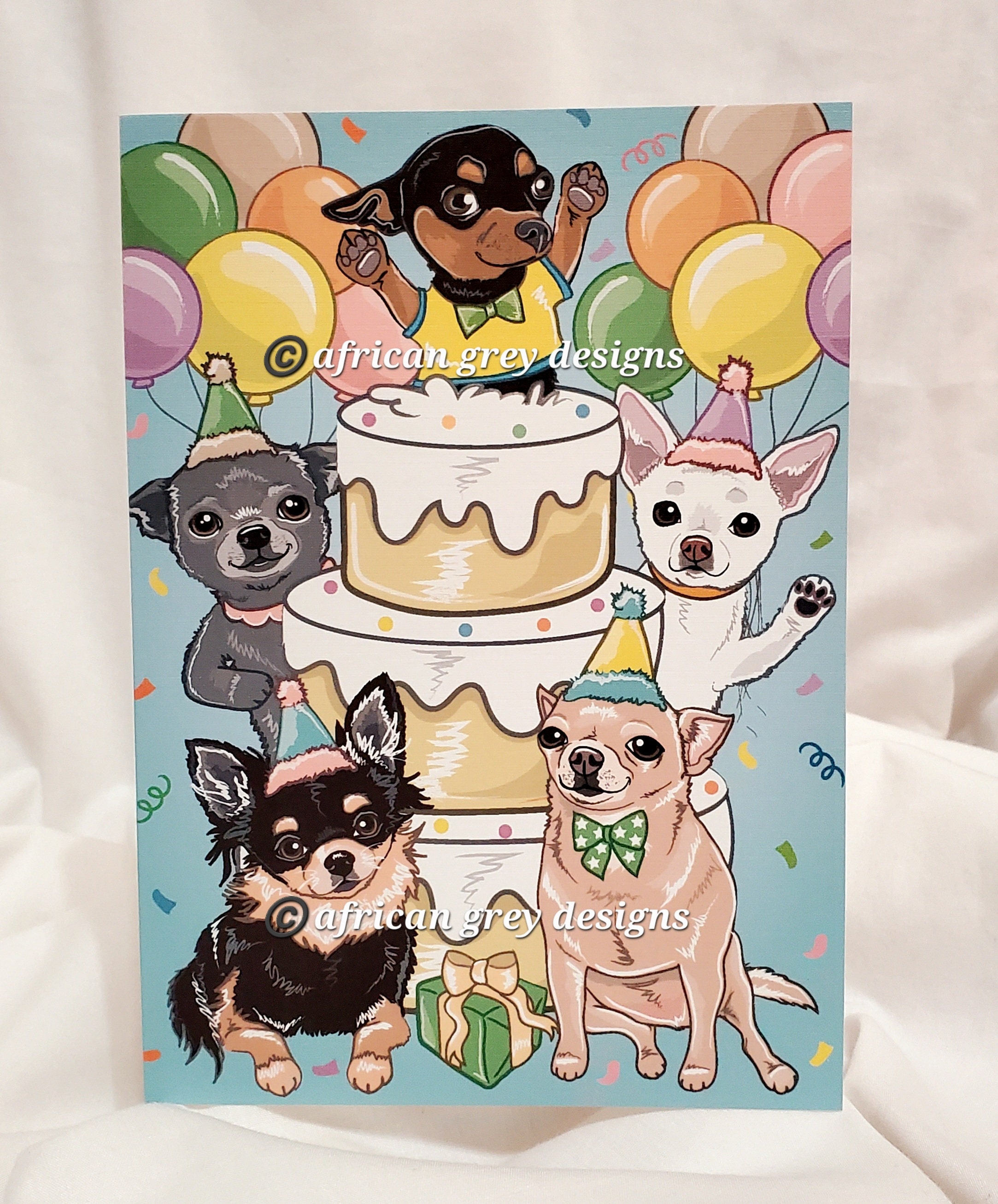 Tarjeta de felicitaciãn del pastel de cumpleaãos de chihuahua