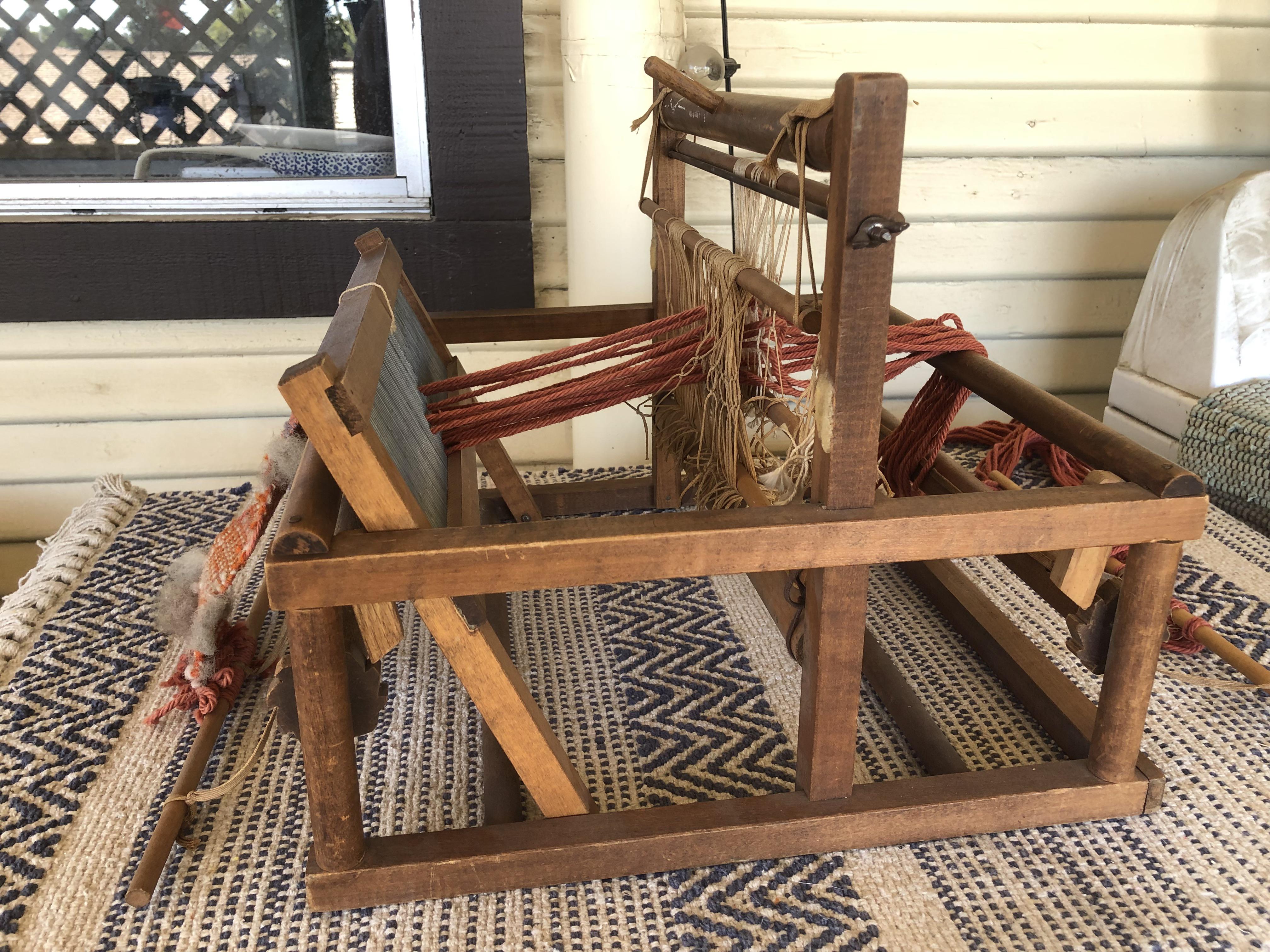 Bought this vintage loom for where do i start any youtubebookwebsite remendations would be great rweaving