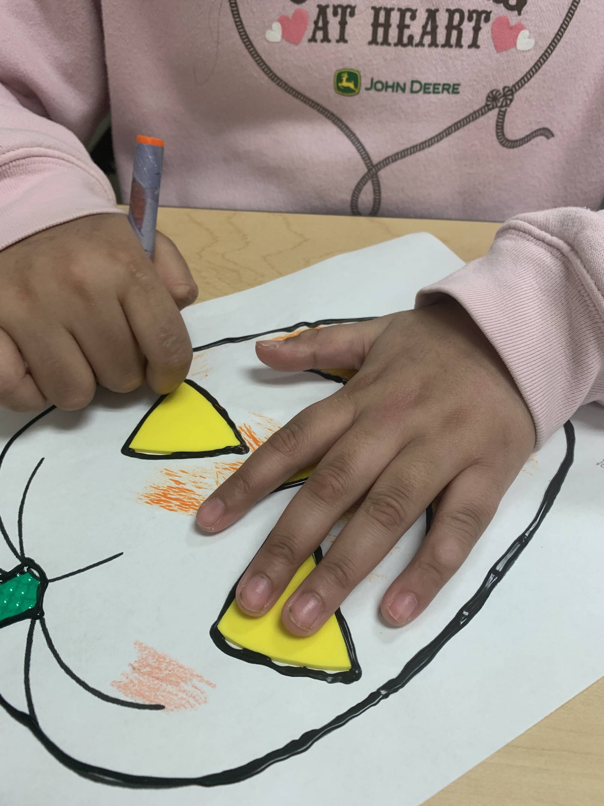 Adapting coloring pages for students with low vision â paths to literacy