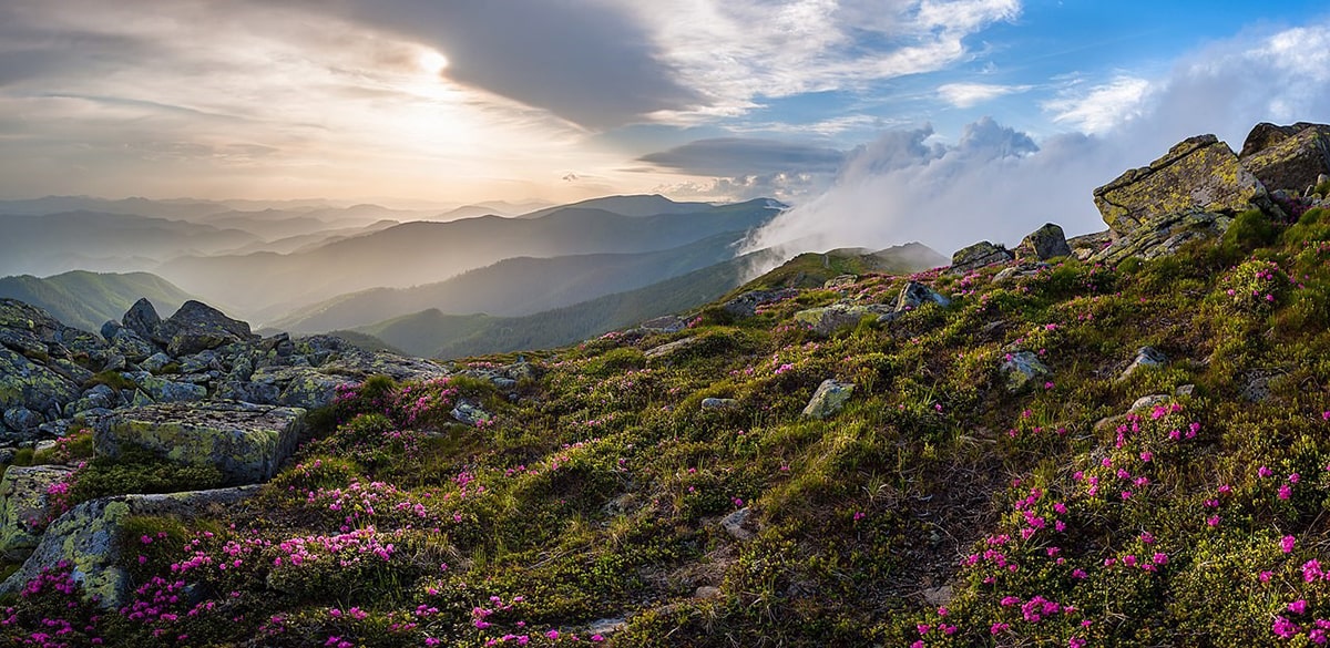 Frumusetea muntilor carpati surprinsa in imagini cele mai importante atractii turistice din muntii carpati