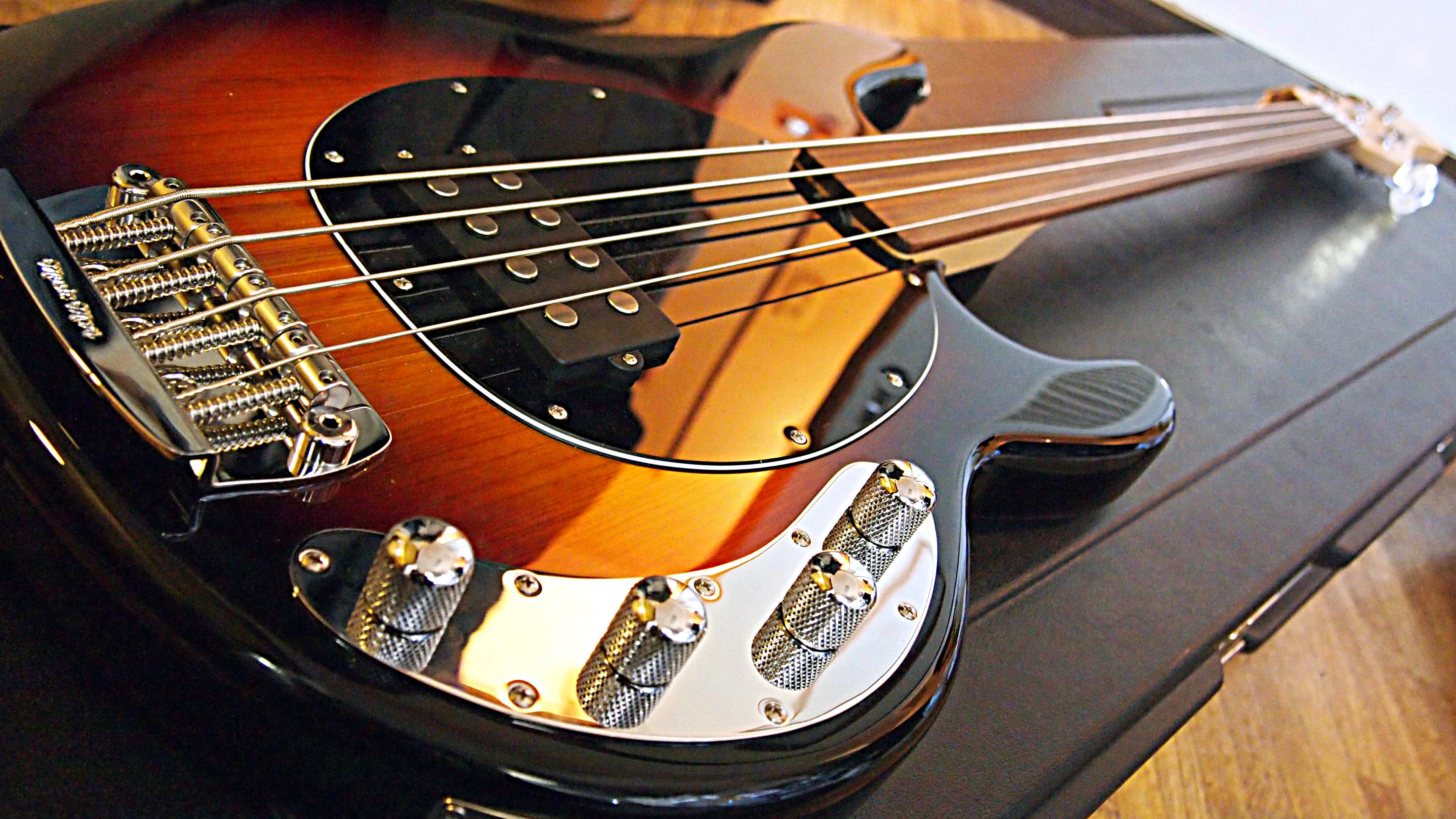 Music man stingray bass