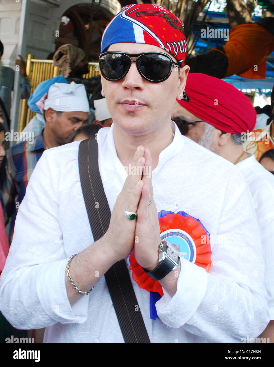 Aditya pancholi hi