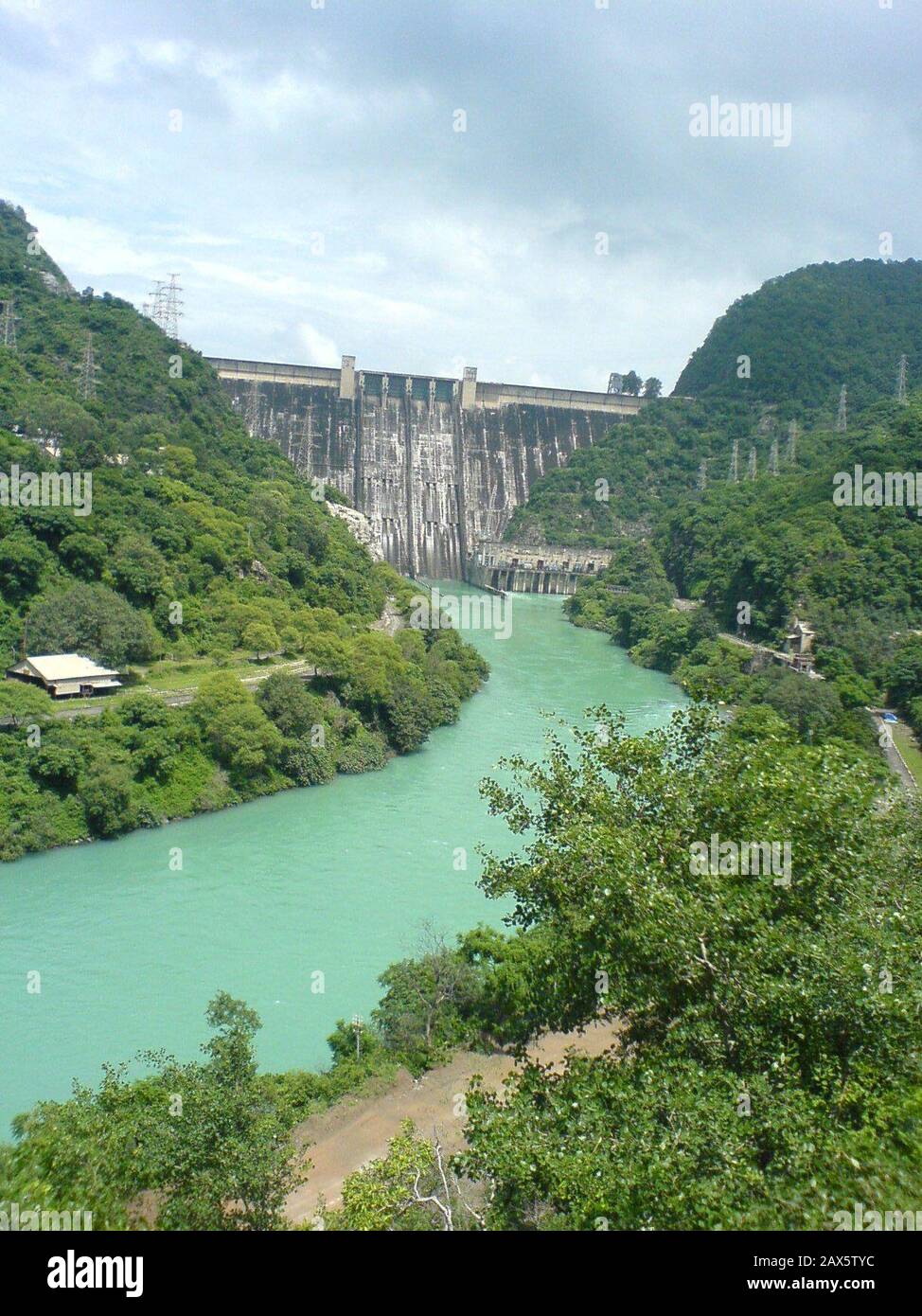 Bhakra nangal dam hi