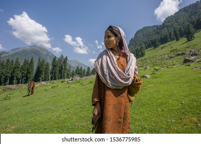 Kashmir girl stock photos images photography